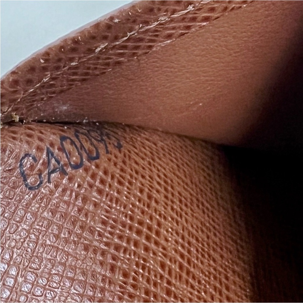 Vintage Louis Vuitton Brown Monogram French Wallet & Card Holder with Box - Picture 3 of 16